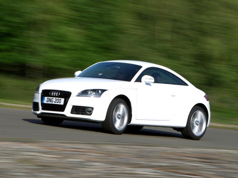  Audi TT 2.0 TFSI Coupe (8J) 2010 года  (UK) (фото 9 из 10)